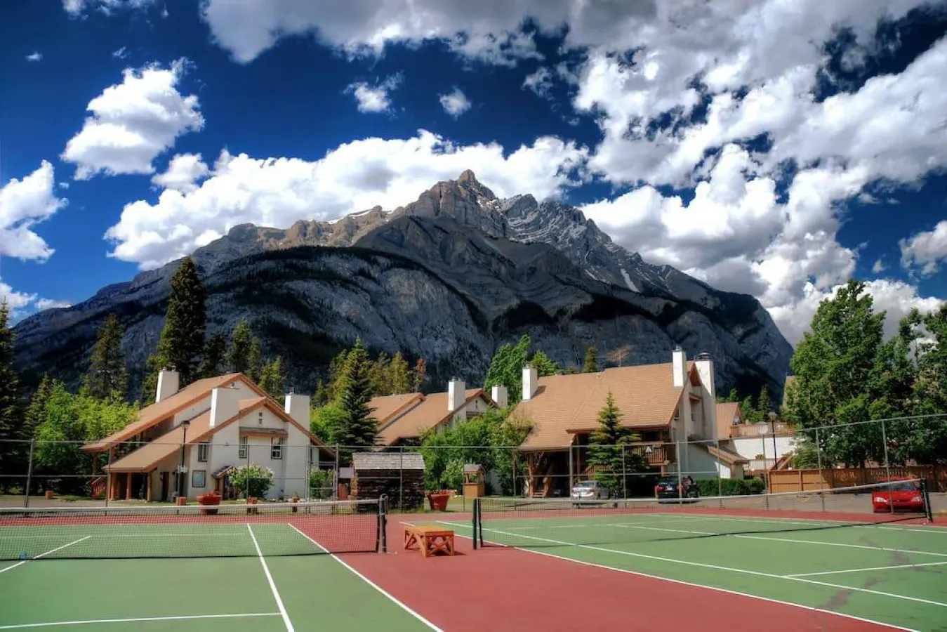 Quiet 4 Bedroom MTN Condo Hot Tub Pool Gym Tennis 14