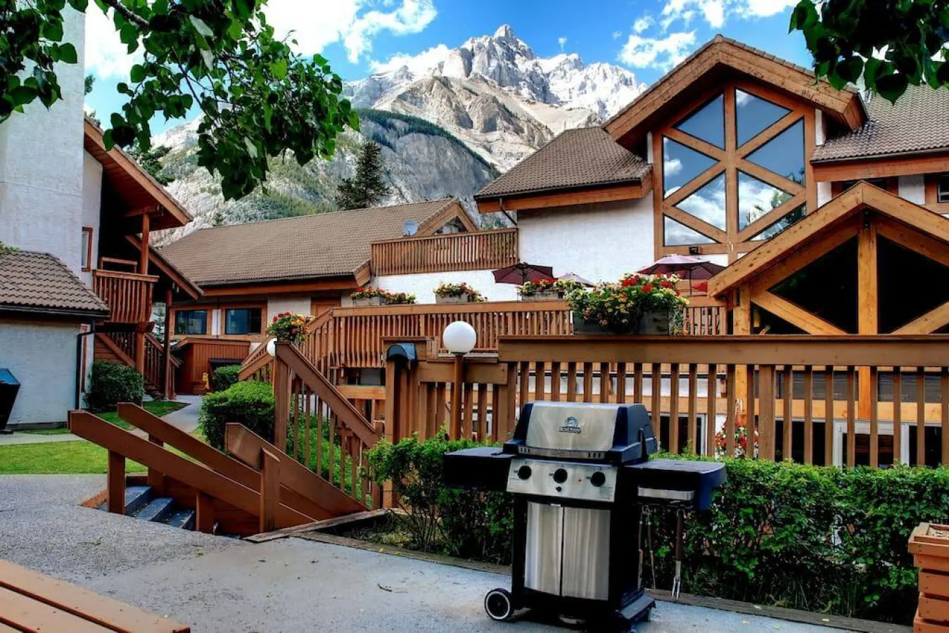 Quiet 4 Bedroom MTN Condo Hot Tub Pool Gym Tennis 15
