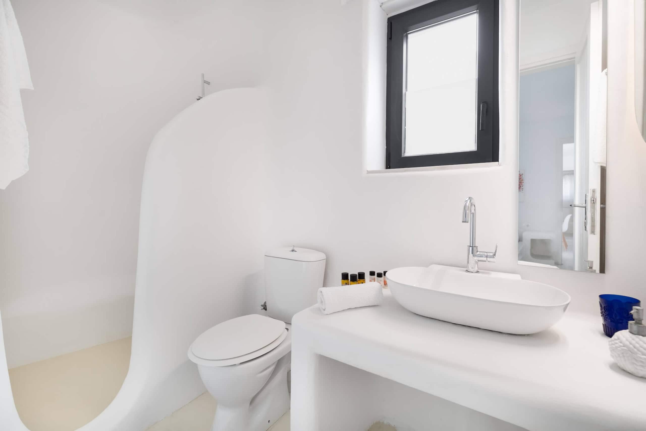 Princess I | Private pool & hydro massage 35