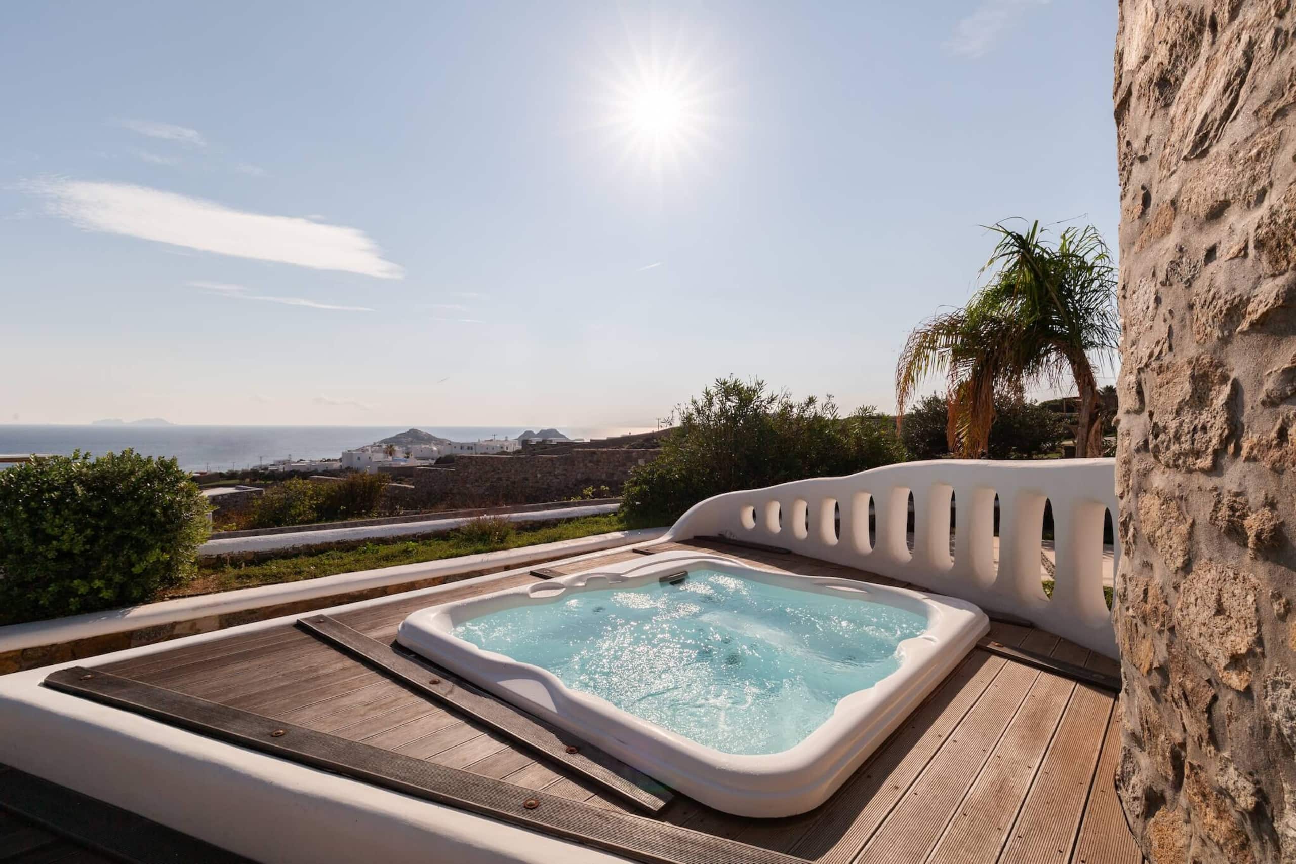 Princess I | Private pool & hydro massage — photo 4