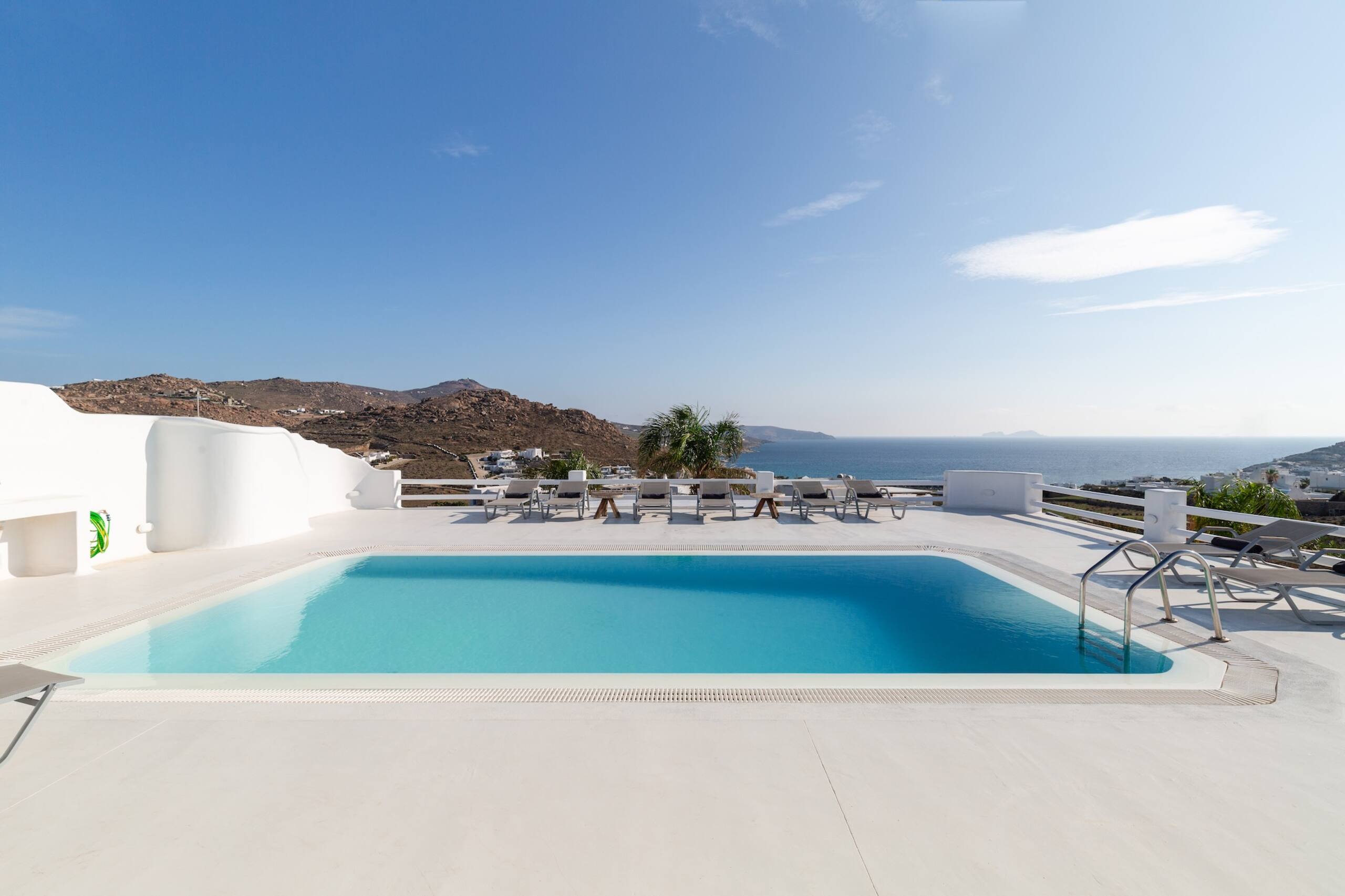 Princess I | Private pool & hydro massage 8