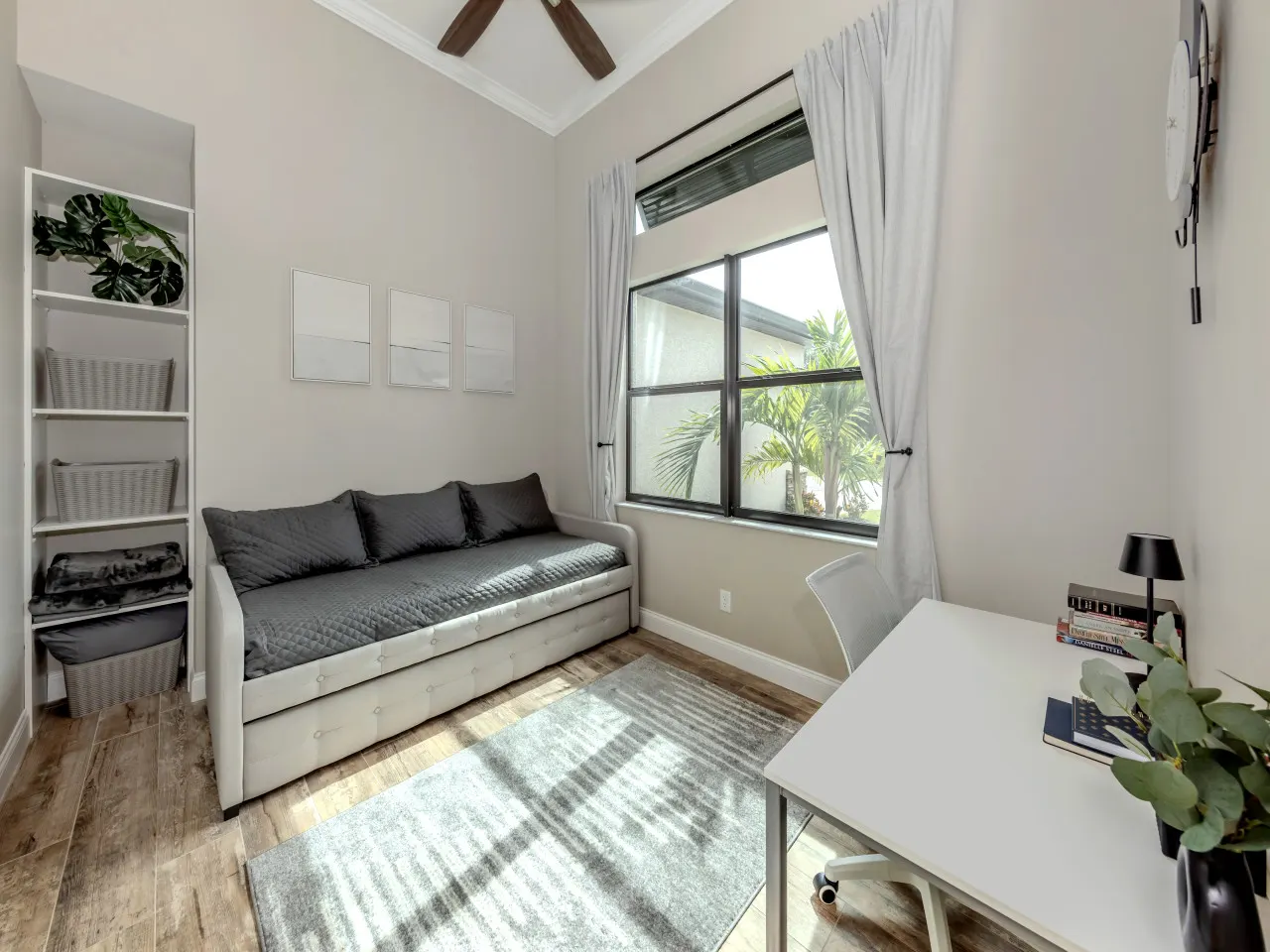 Poolside Palms Getaway with Heated Pool 9