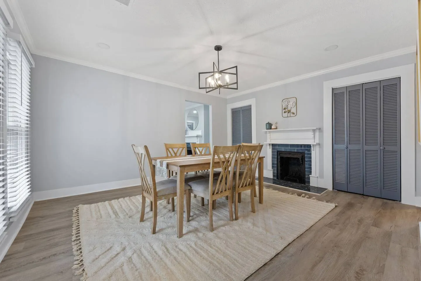 3BR Upper Duplex Near BeltLine 13