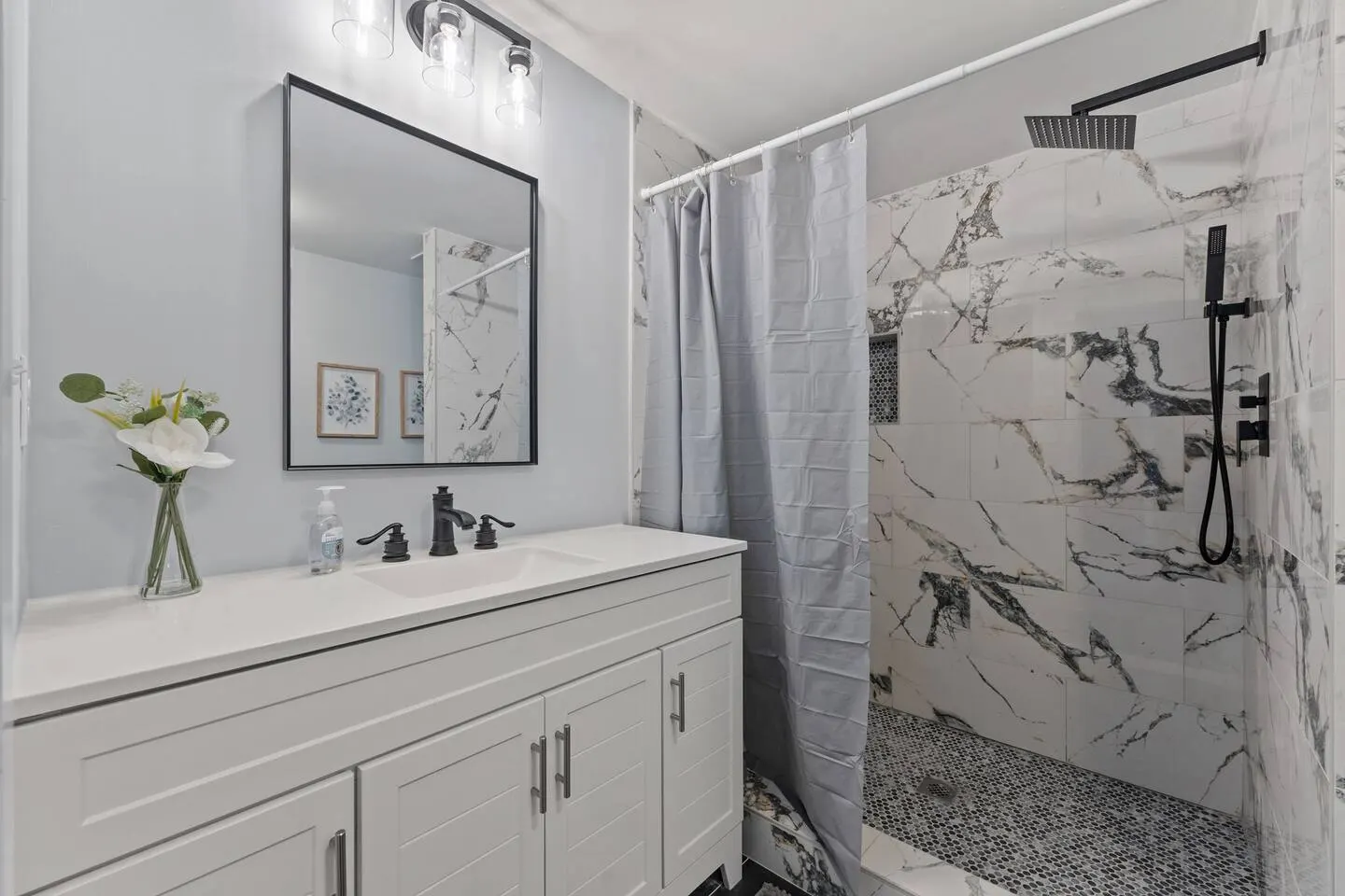 3BR Upper Duplex Near BeltLine 18