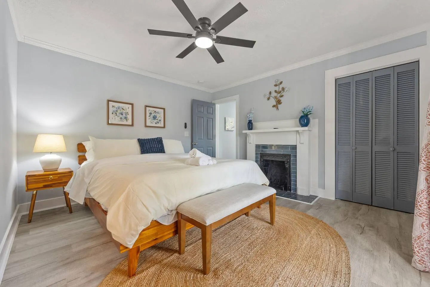 3BR Upper Duplex Near BeltLine — photo 3