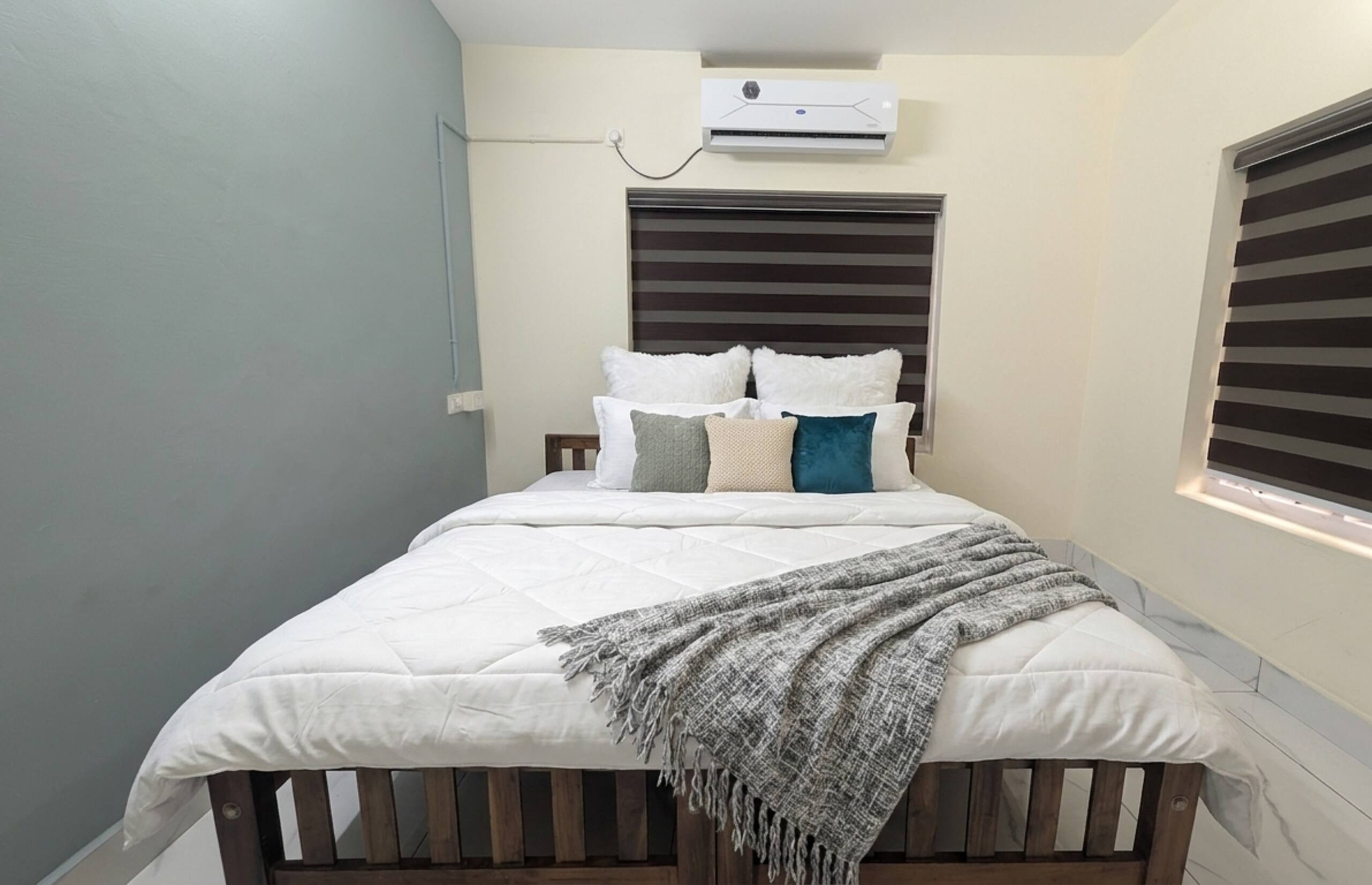 VAR: Vista Haus: AC 4BHK, 9 Min to Cliff / Beach 6