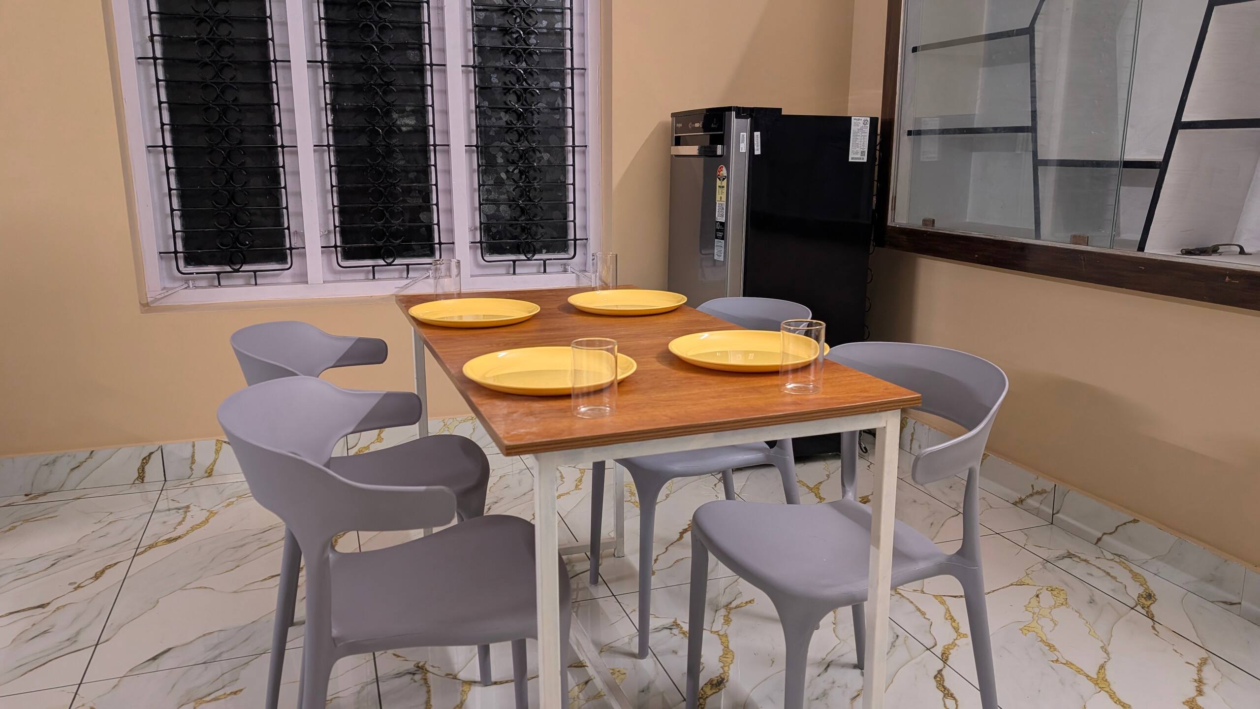 VAR: Vista Haus: AC 4BHK, 9 Min to Cliff / Beach 13