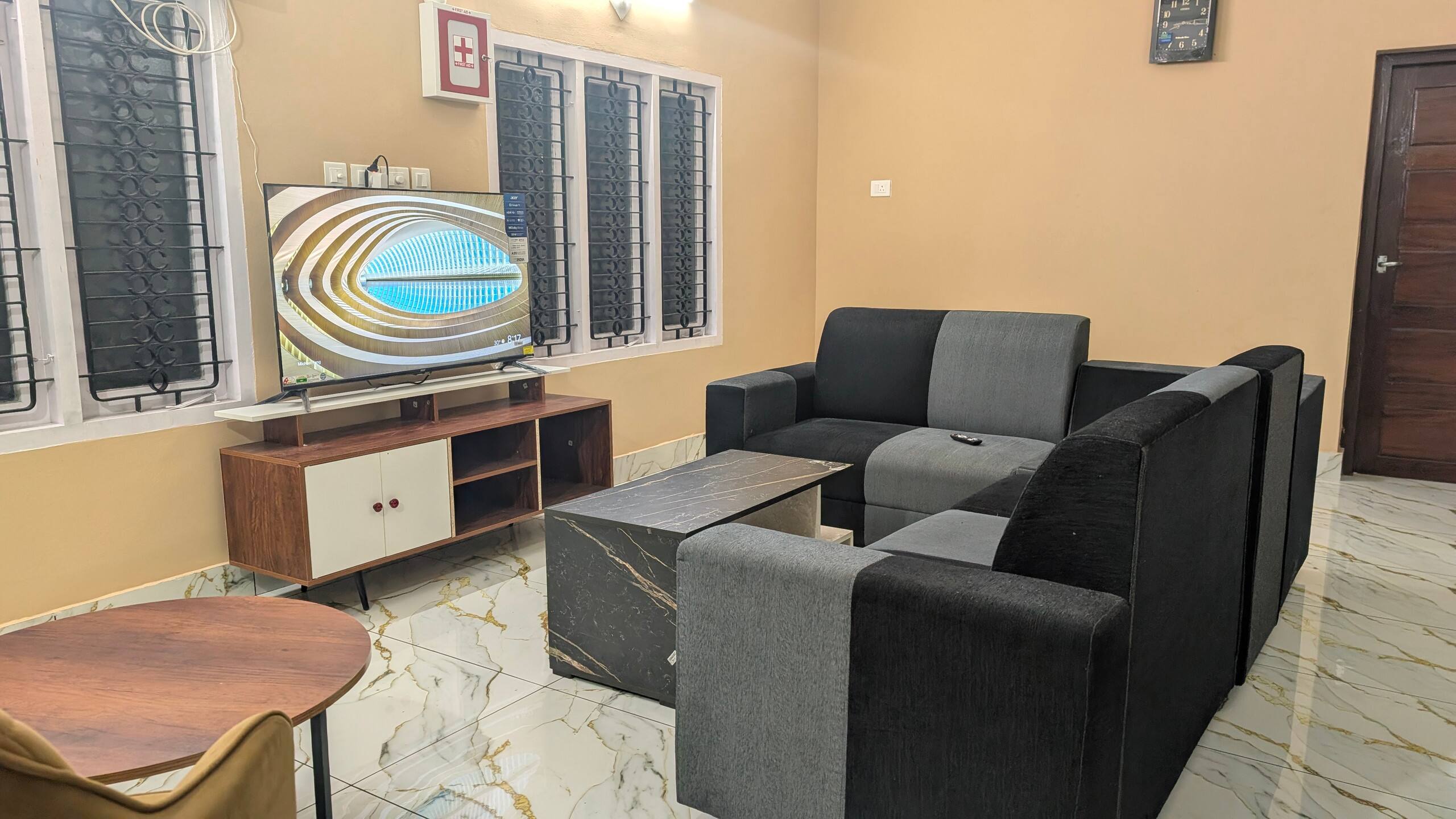 VAR: Vista Haus: AC 4BHK, 9 Min to Cliff / Beach 9