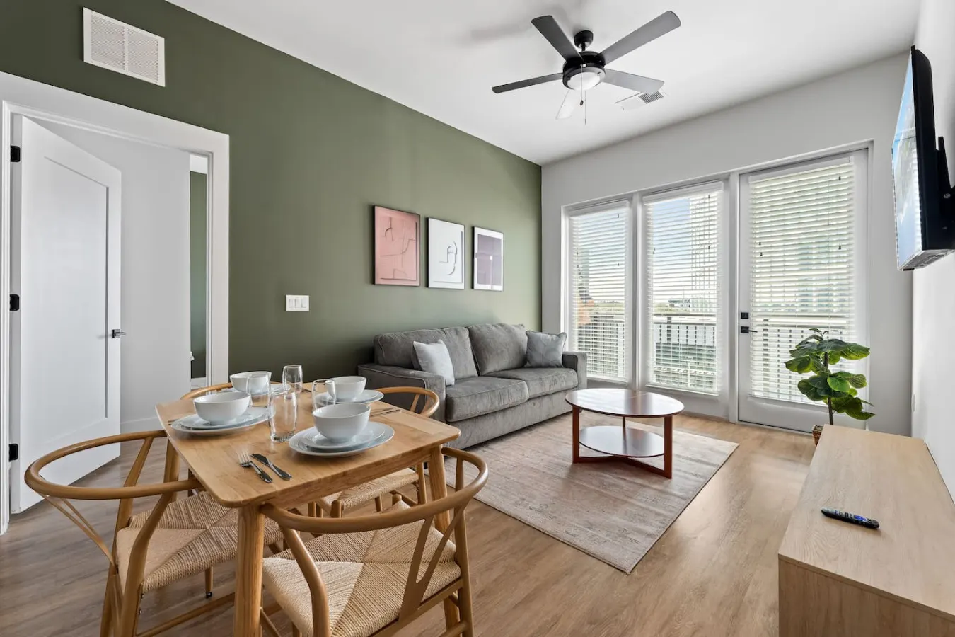 Spacious 2-Bedroom Walk to Raymond James! 1