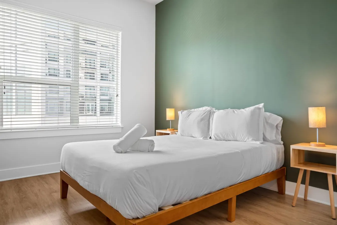 Spacious 2-Bedroom Walk to Raymond James! 20