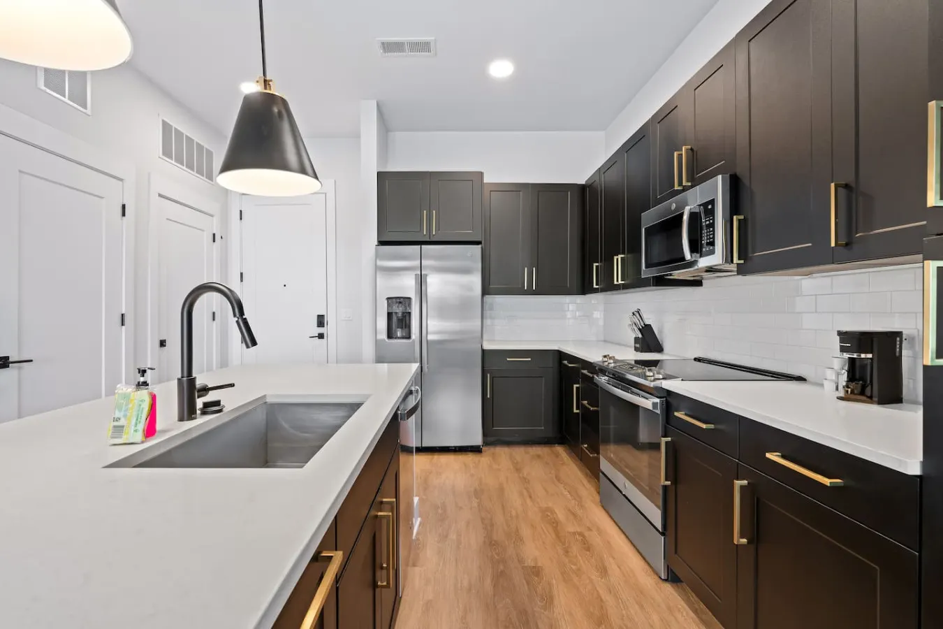 Spacious 2-Bedroom Walk to Raymond James! 6