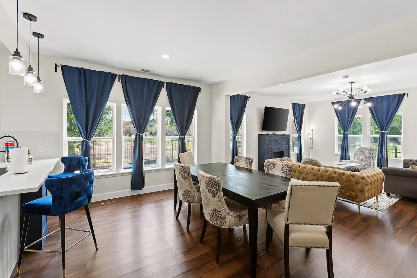 Whole Duplex for Groups of 12 | Two Kitchens, Gated, Near TMC — photo 3