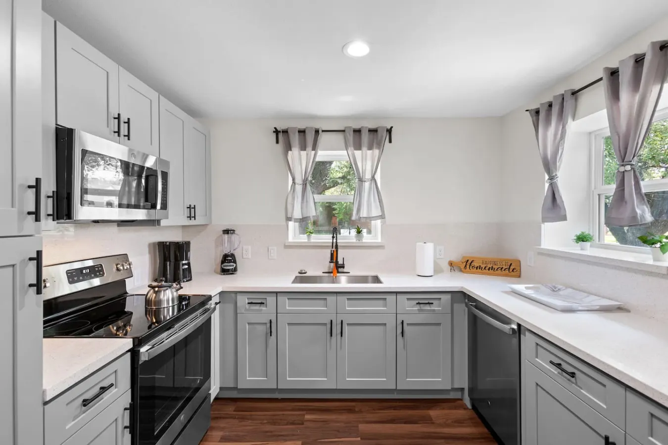 Whole Duplex for Groups of 12 | Two Kitchens, Gated, Near TMC — photo 4