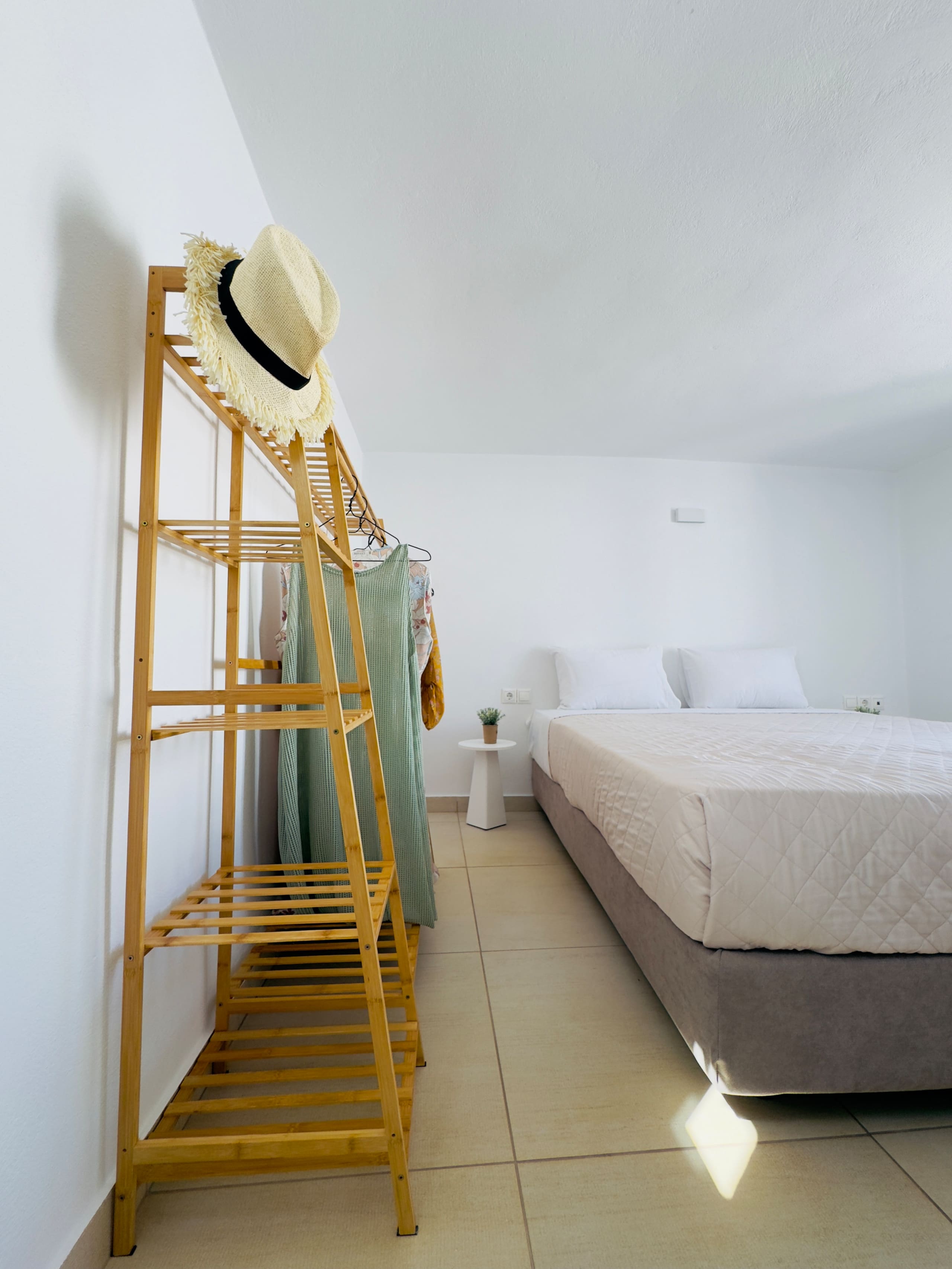 Serenity house mykonos town 12