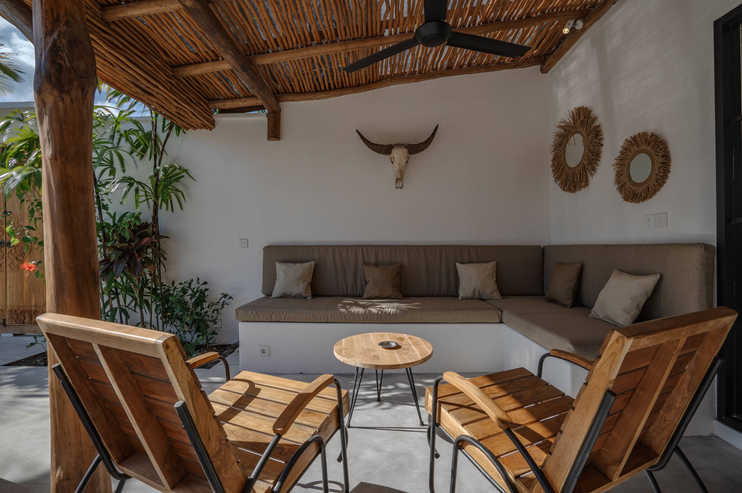 4-bedroom villas tour next to Nyanyi beach & Luna Club 11
