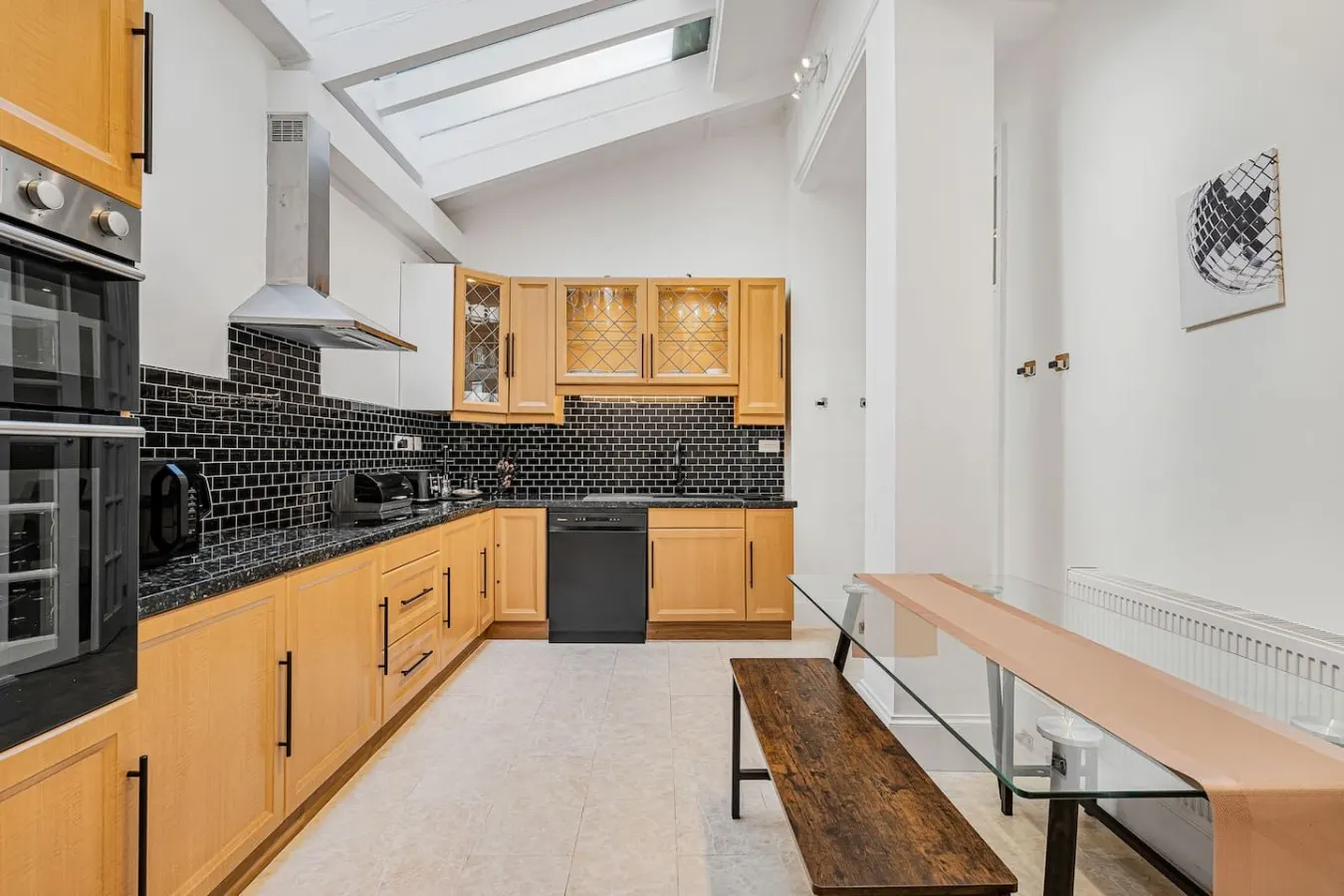 South Kensington 3-Bed Mews Near Hyde Park 13