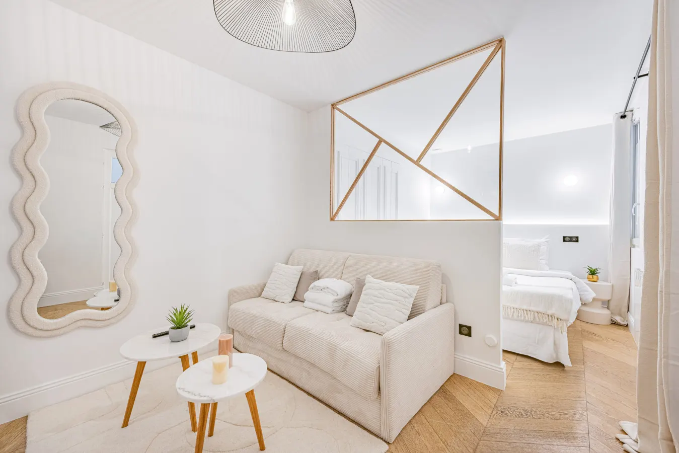 Suite luxueuse-Elysée-Faubourg St Honoré-Paris 8