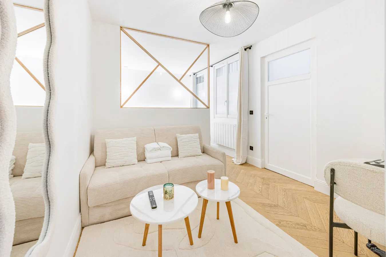 Suite luxueuse-Elysée-Faubourg St Honoré-Paris 8 2