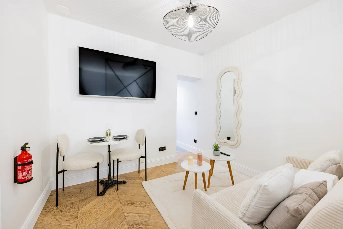 Suite luxueuse-Elysée-Faubourg St Honoré-Paris 8 3