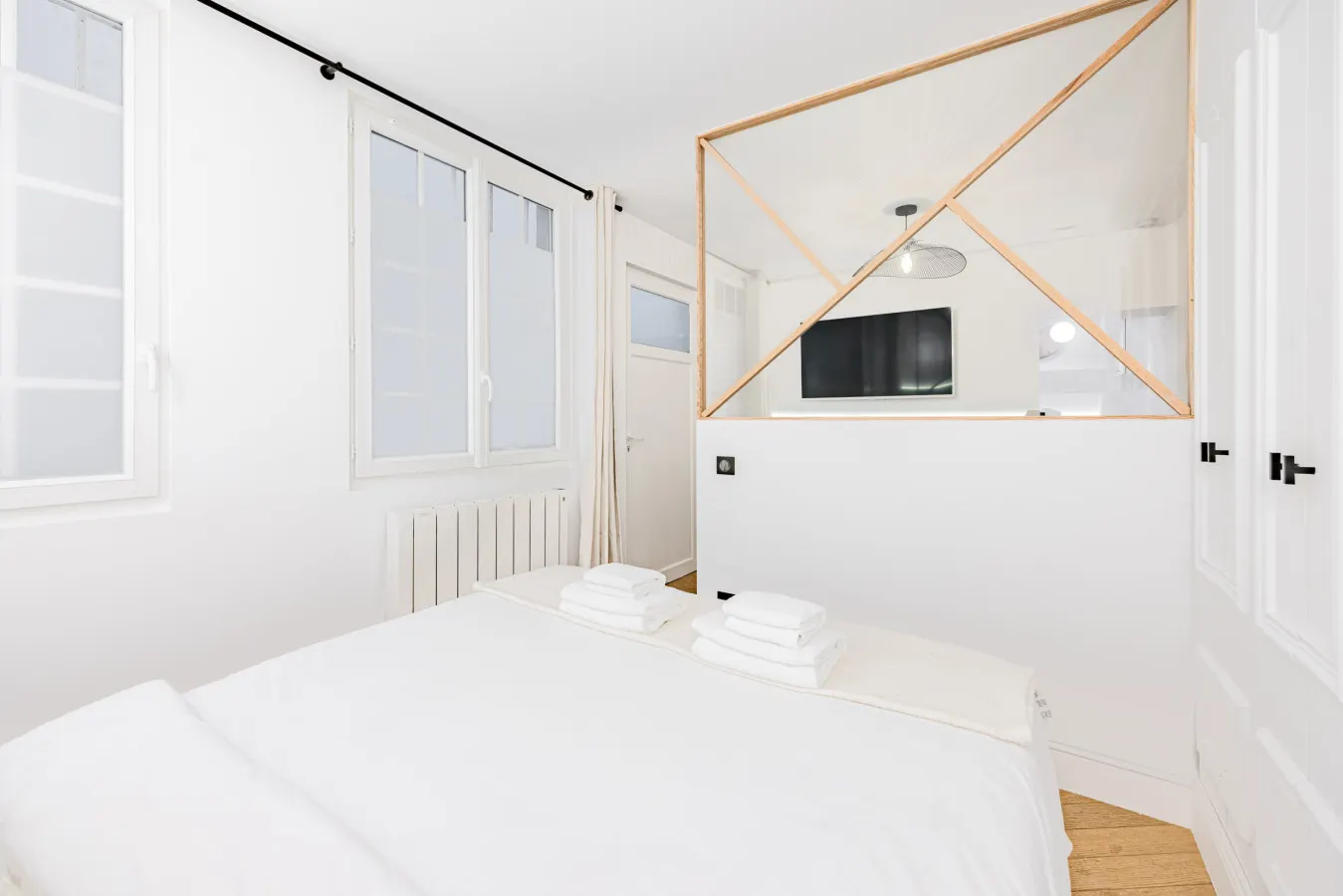 Suite luxueuse-Elysée-Faubourg St Honoré-Paris 8 7