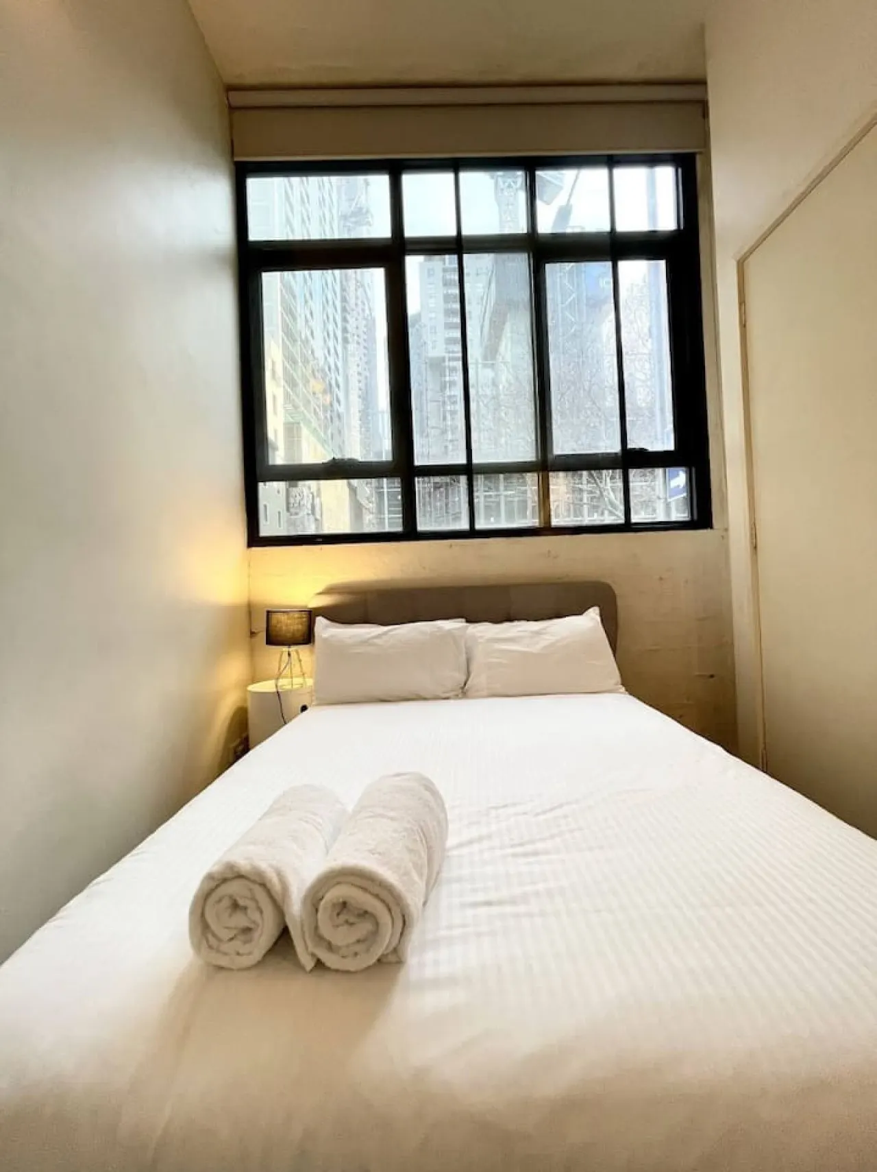 Readyset Apartments on Wiltshire - B3 8