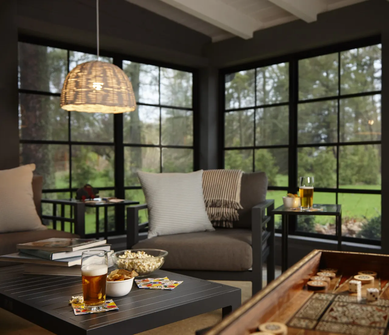 Luxurious Farmhouse on Westlake/Stunning Sunset View, Near Sandbanks, 2 indoor Fireplaces, Outdoor Firepit 13