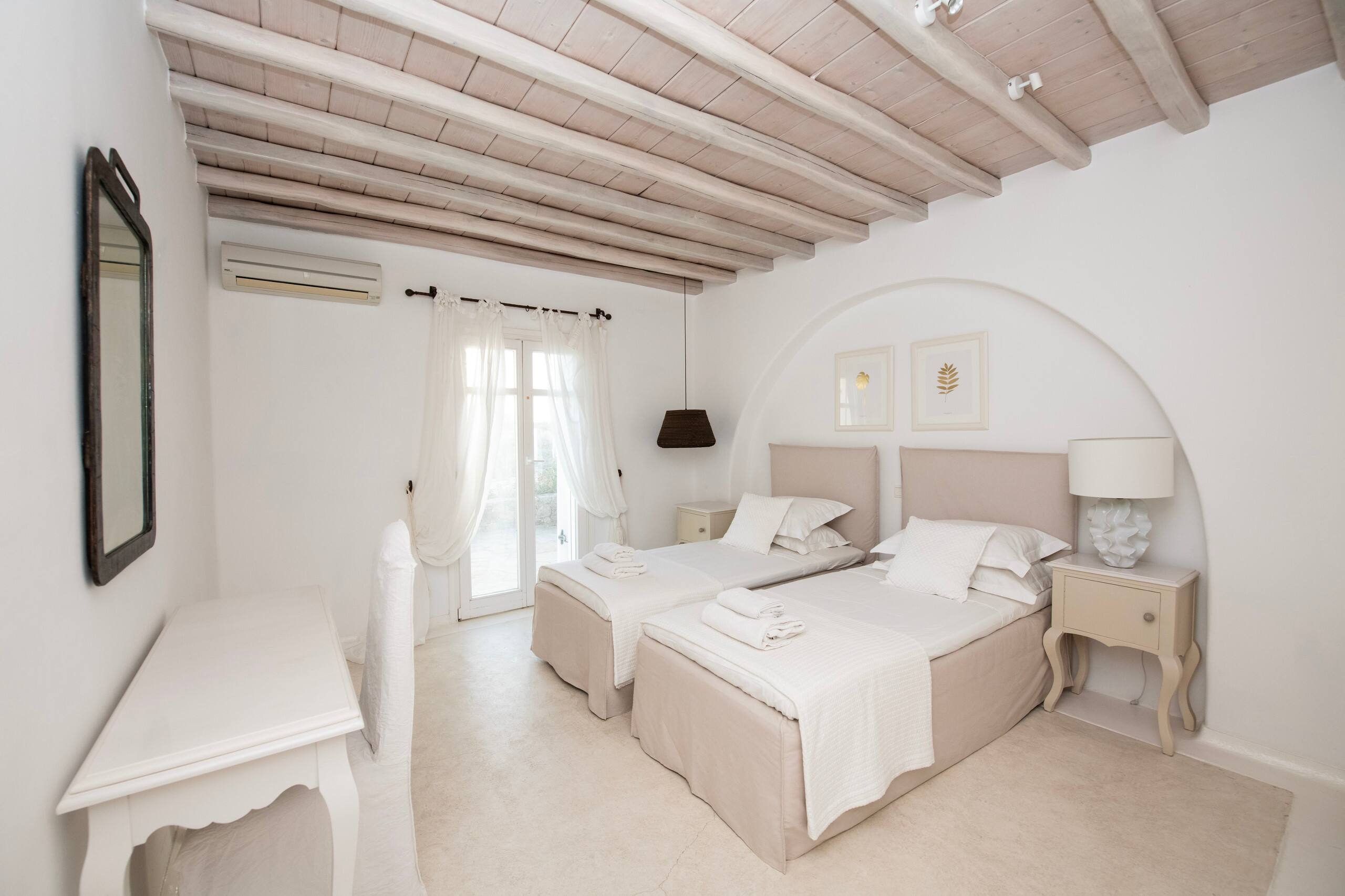 Topos Exclusive Mykonos-Neptunia villa 11