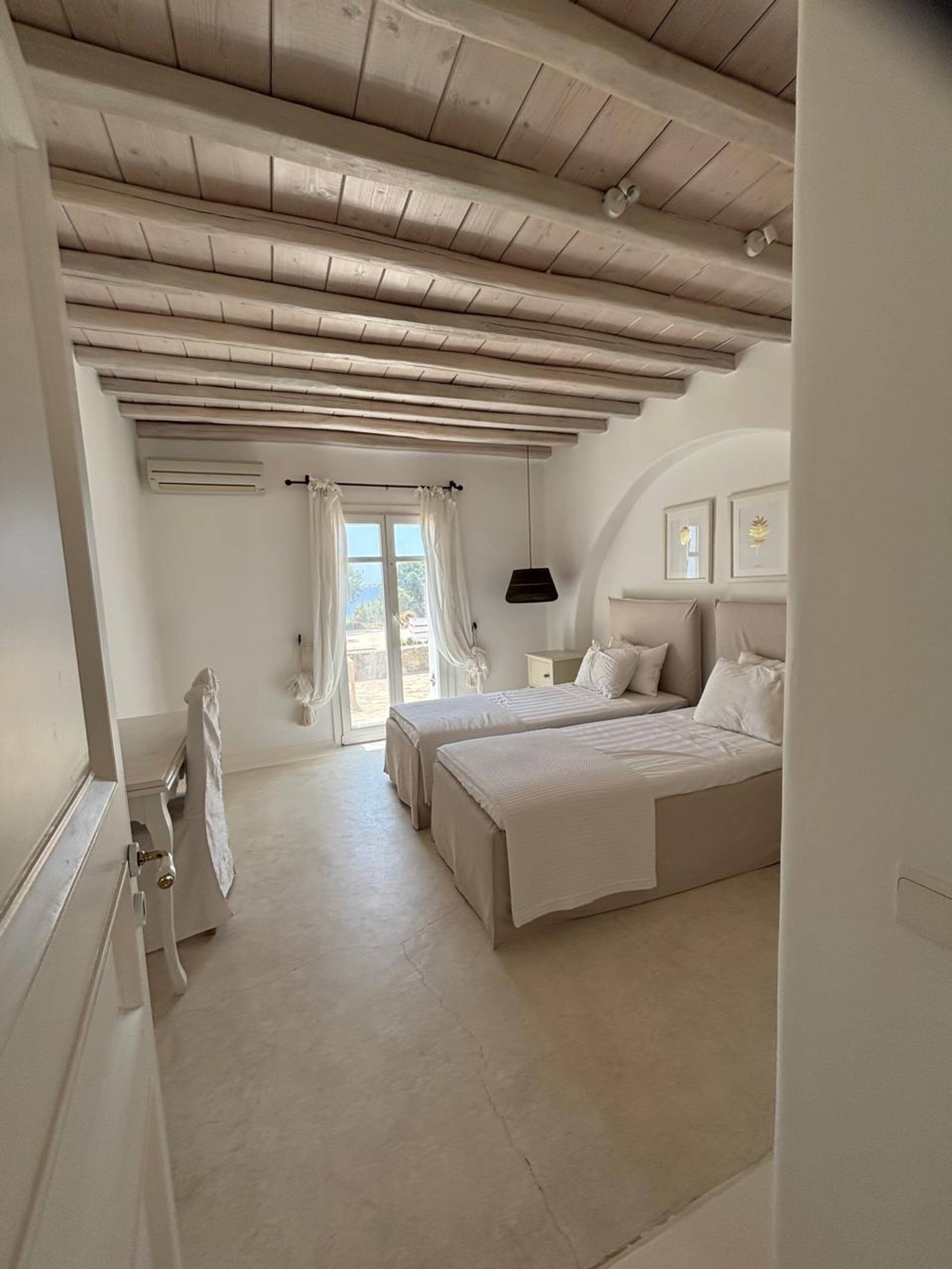 Topos Exclusive Mykonos-Neptunia villa 20