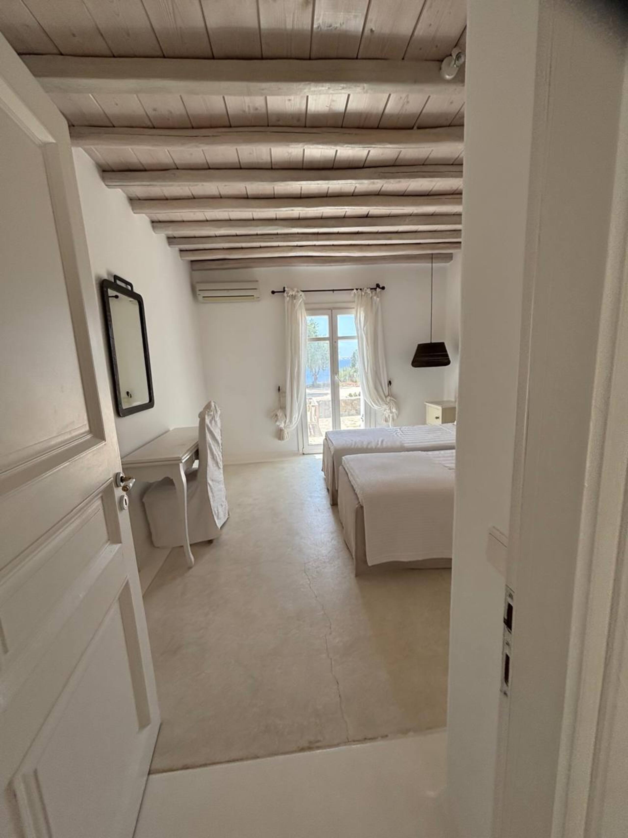 Topos Exclusive Mykonos-Neptunia villa 23