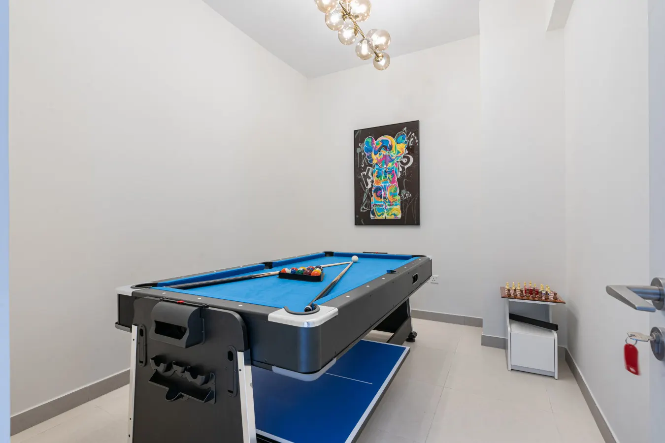Luxe 6BR Semi-Detached Villa Steps from the Lagoon 13
