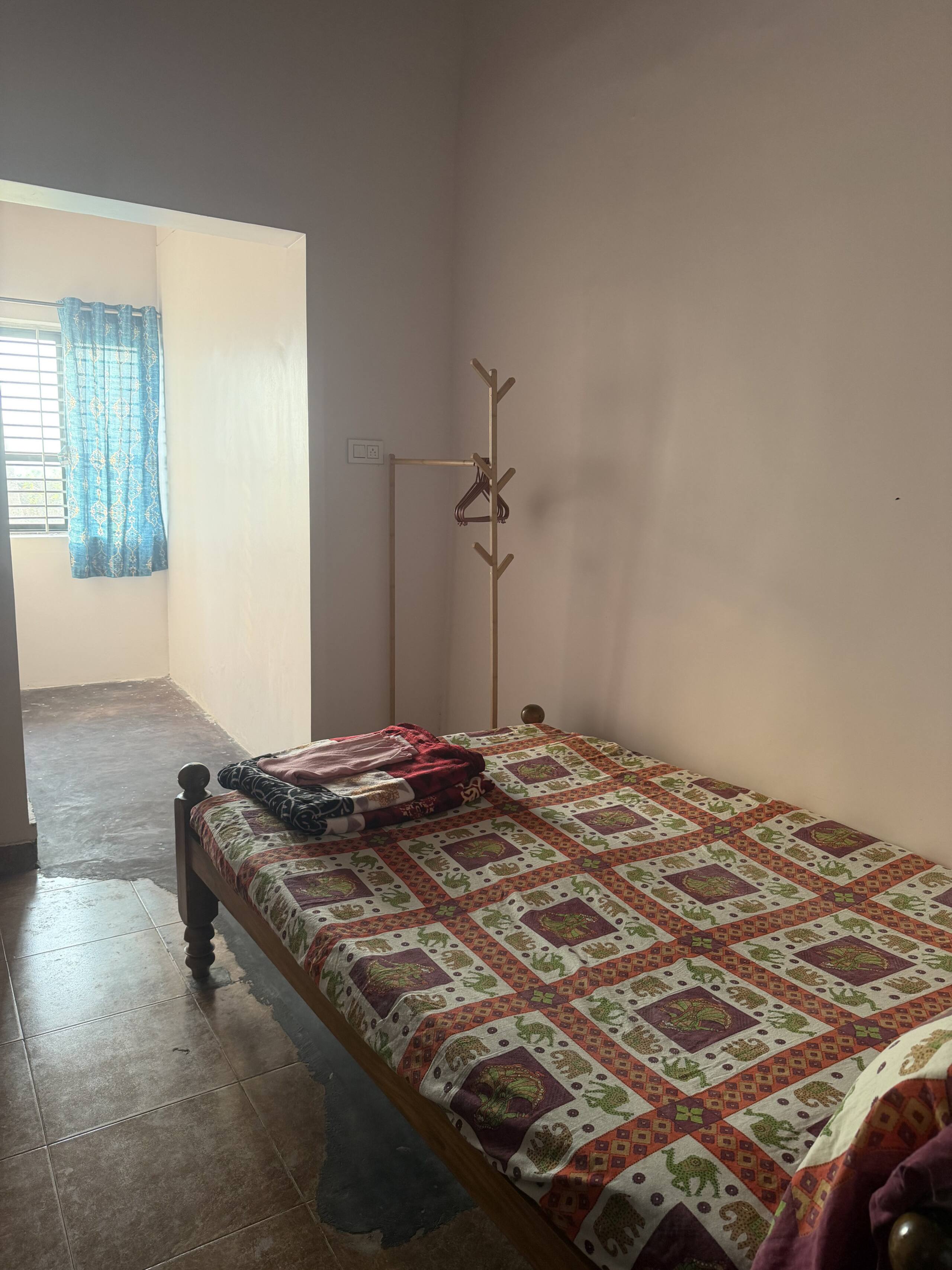 Beach Sand Luxury Stay by the Sea near Maravanthe 22