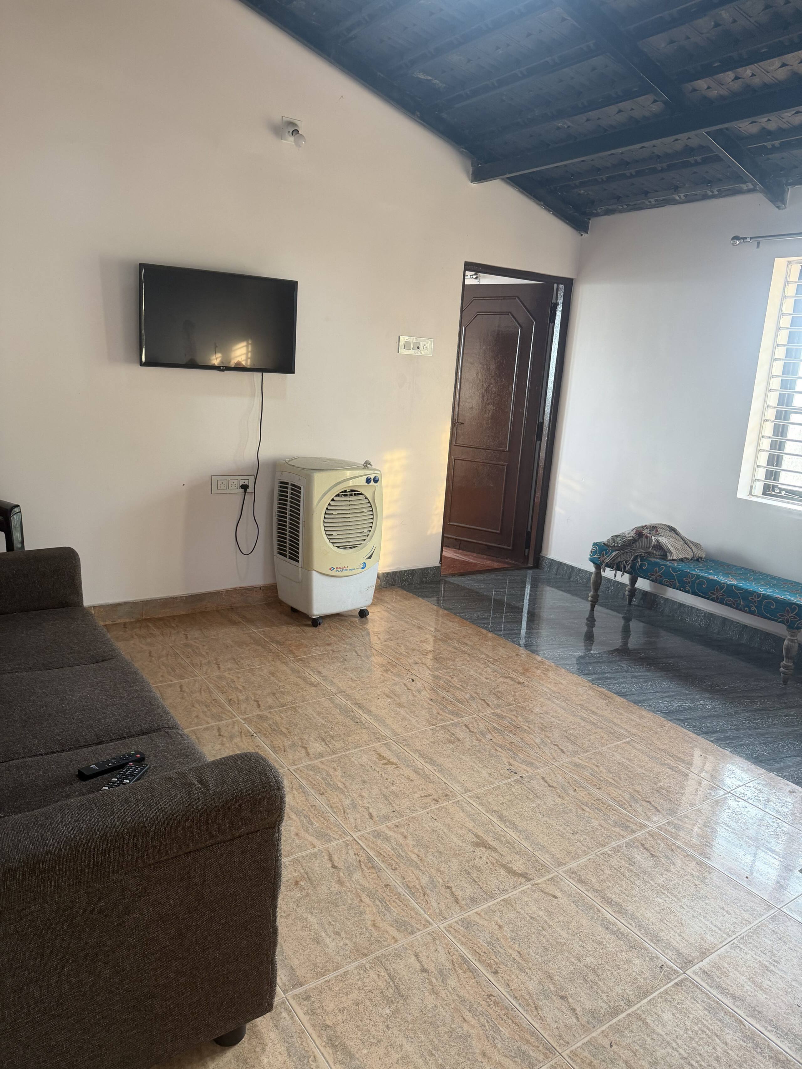 Beach Sand Luxury Stay by the Sea near Maravanthe 11