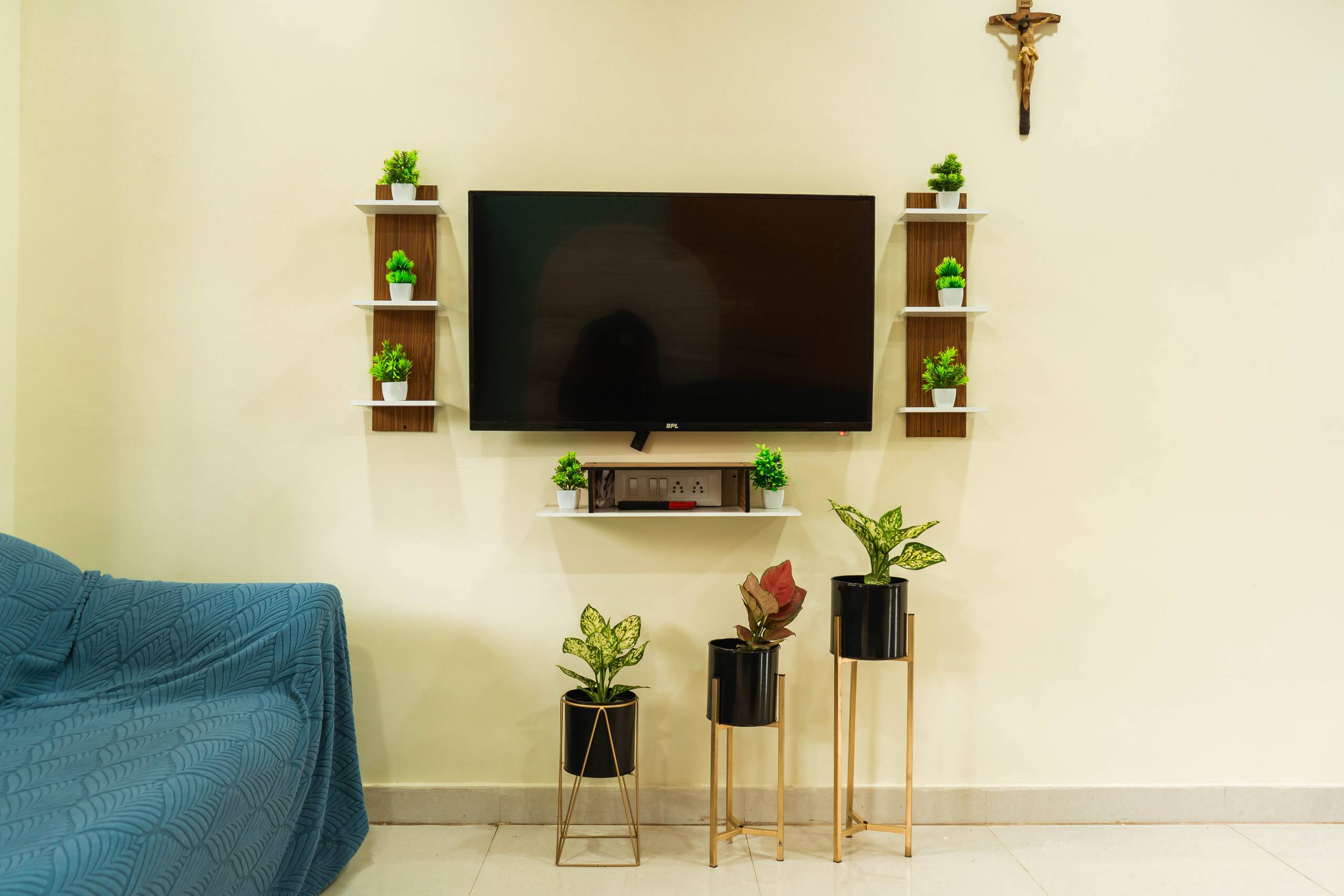 Tropical 3BHK Pool Pad • Varca 8