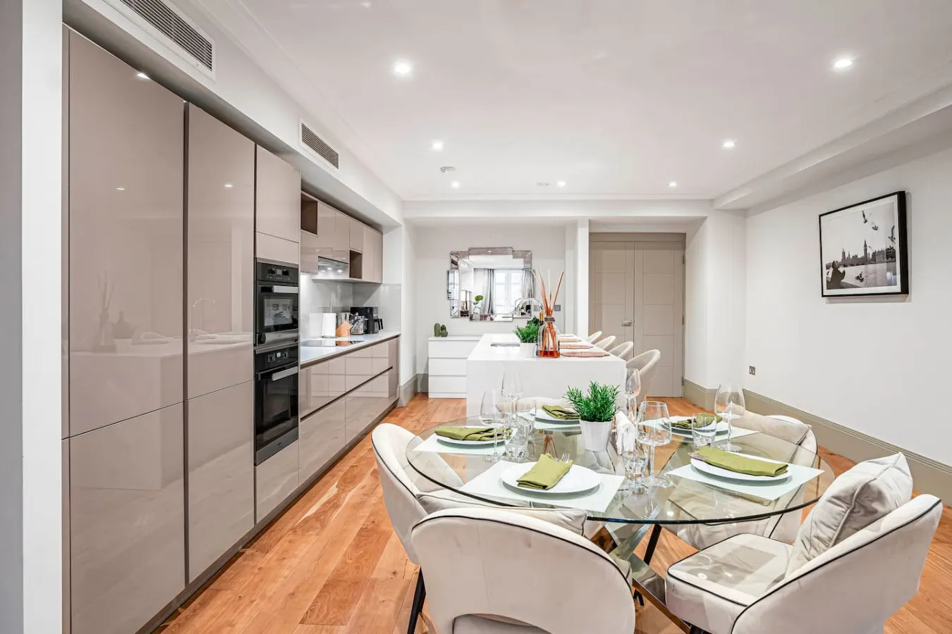 Mayfair 2-Bed Hyde Park Views Concierge & AC 11