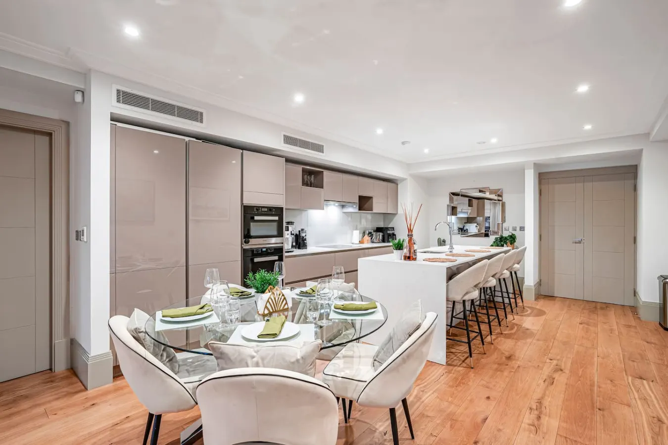 Mayfair 2-Bed | Hyde Park Views | Concierge & AC — foto 3