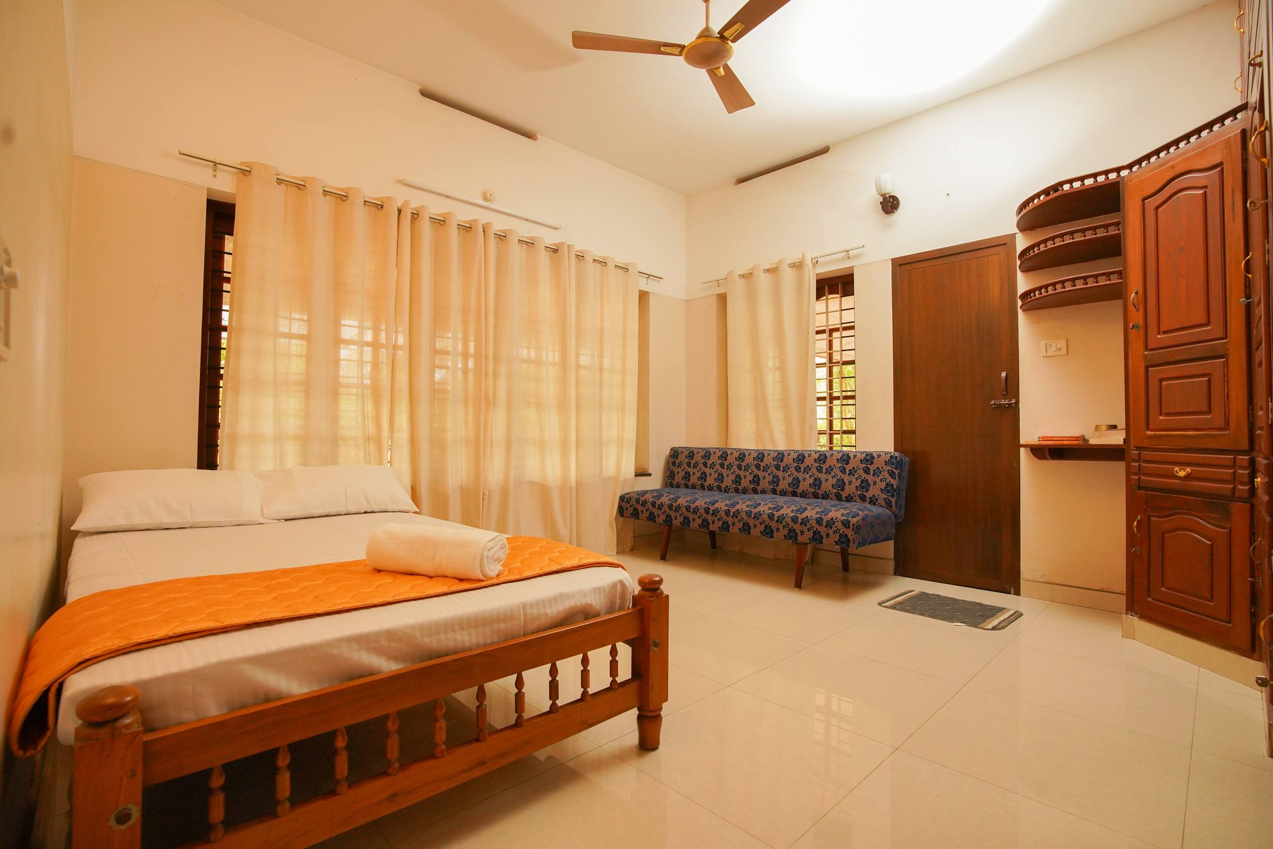 Vellayani Bungalow 15