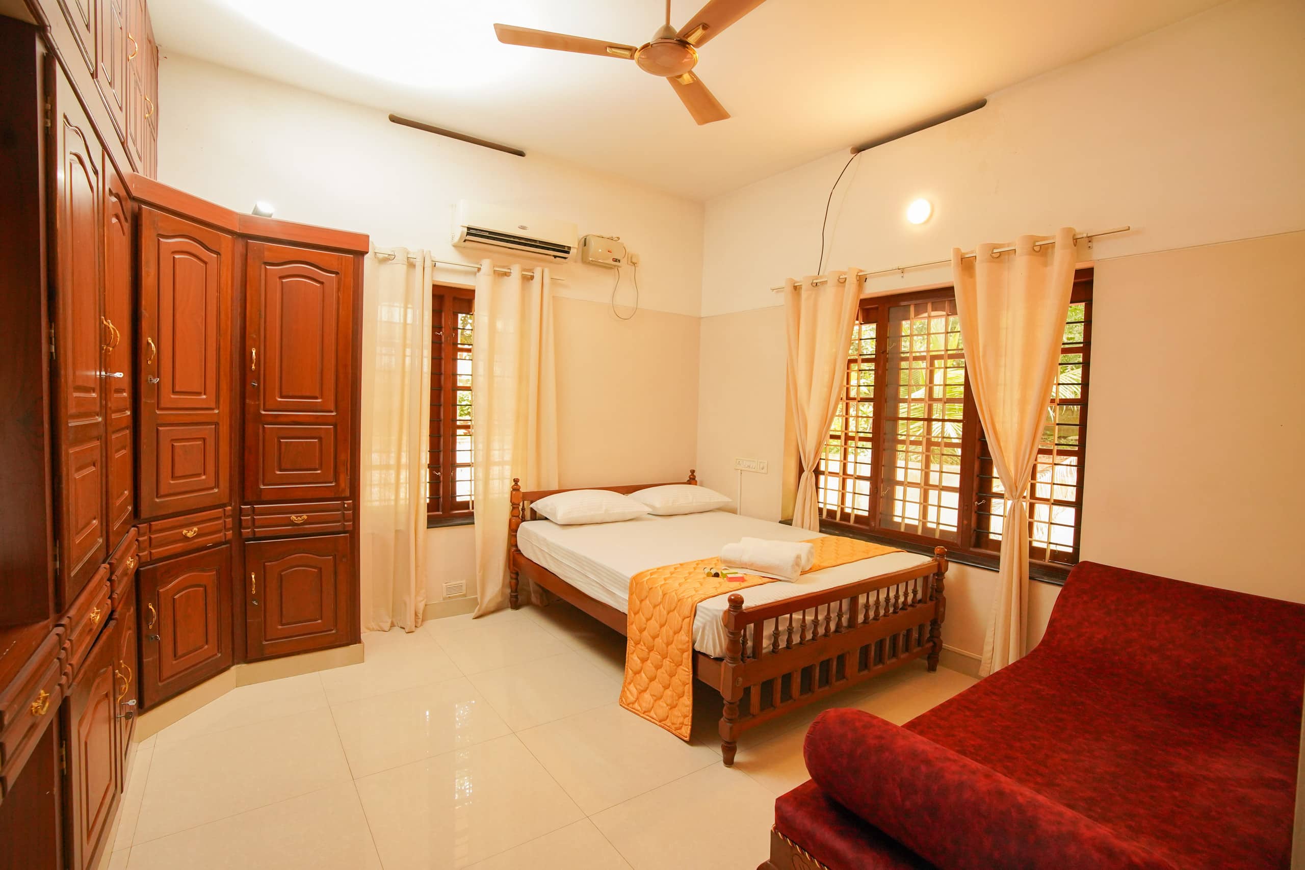 Vellayani Bungalow 12