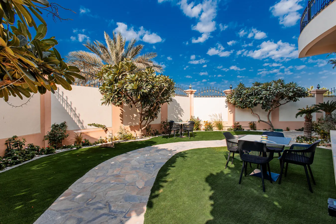 Coastal Retreat at Full Moon Villa Mavericks Suite 6