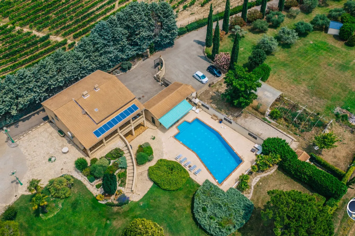 Superbe Villa avec Piscine et vue sur le Village 9