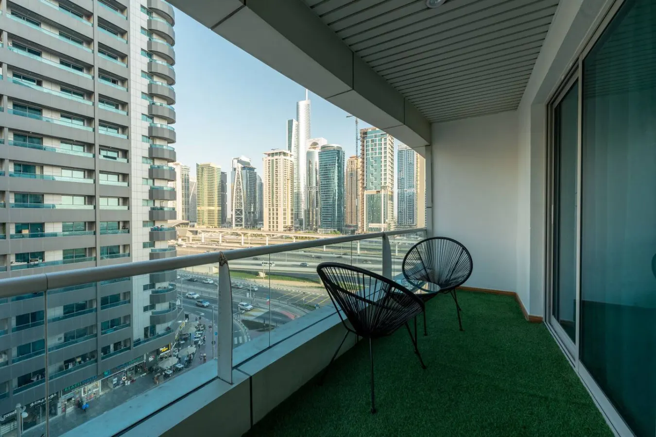 Dubai Marina - 1 BHK Elegant Apartment 12