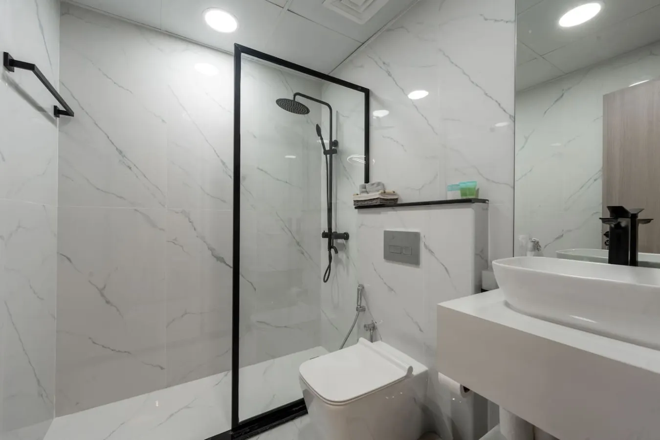 Dubai Marina - 1 BHK Elegant Apartment 8