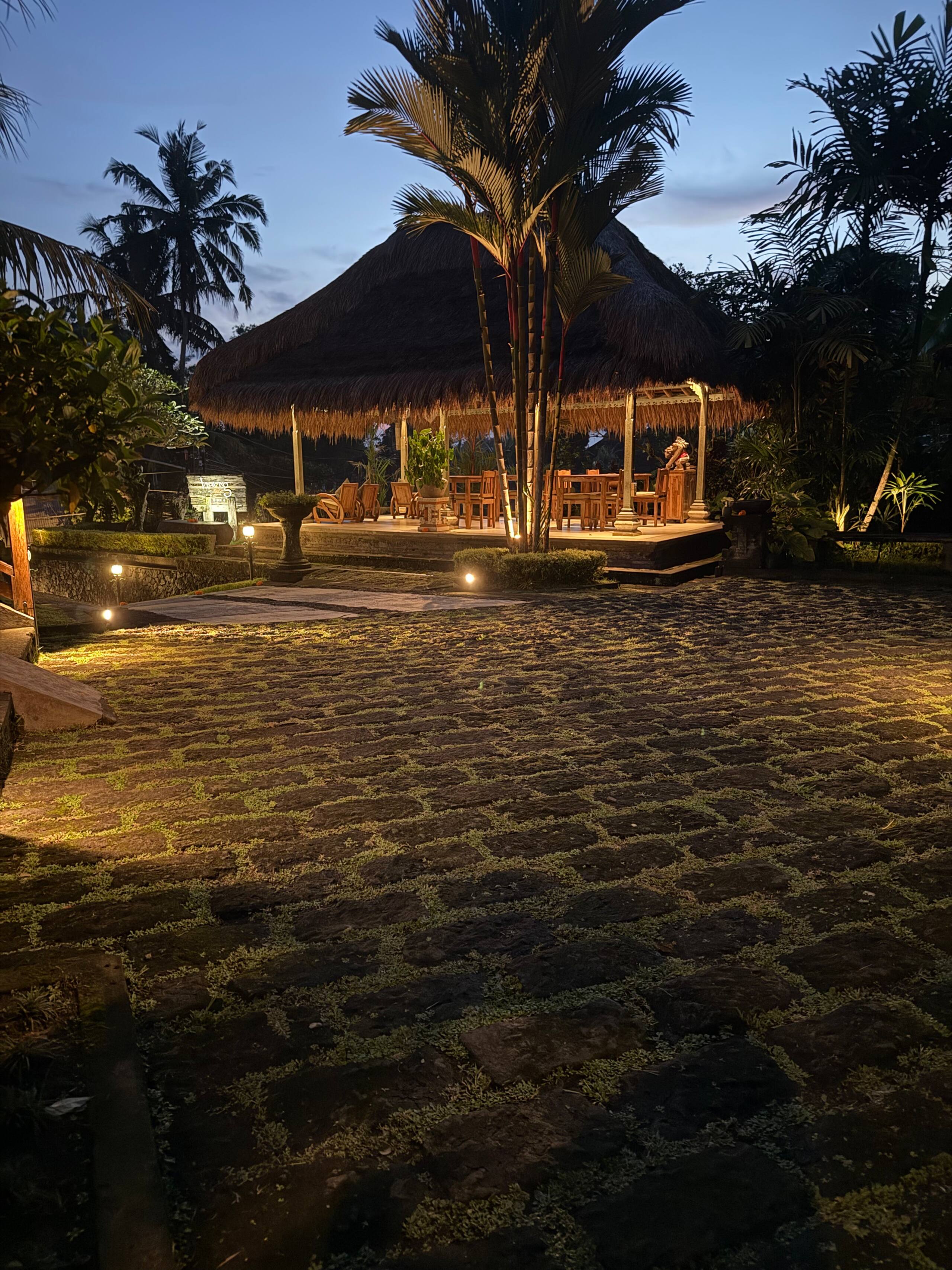 Romantic 1BR in Ubud with Pool + Free Massage” 8