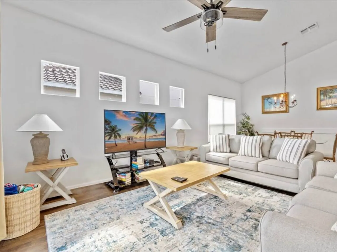 Spacious 4BR Retreat Pool, Games, Near Parks 9