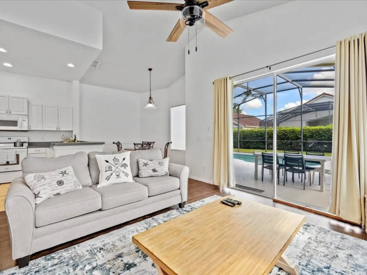 Spacious 4BR Retreat Pool, Games, Near Parks 5