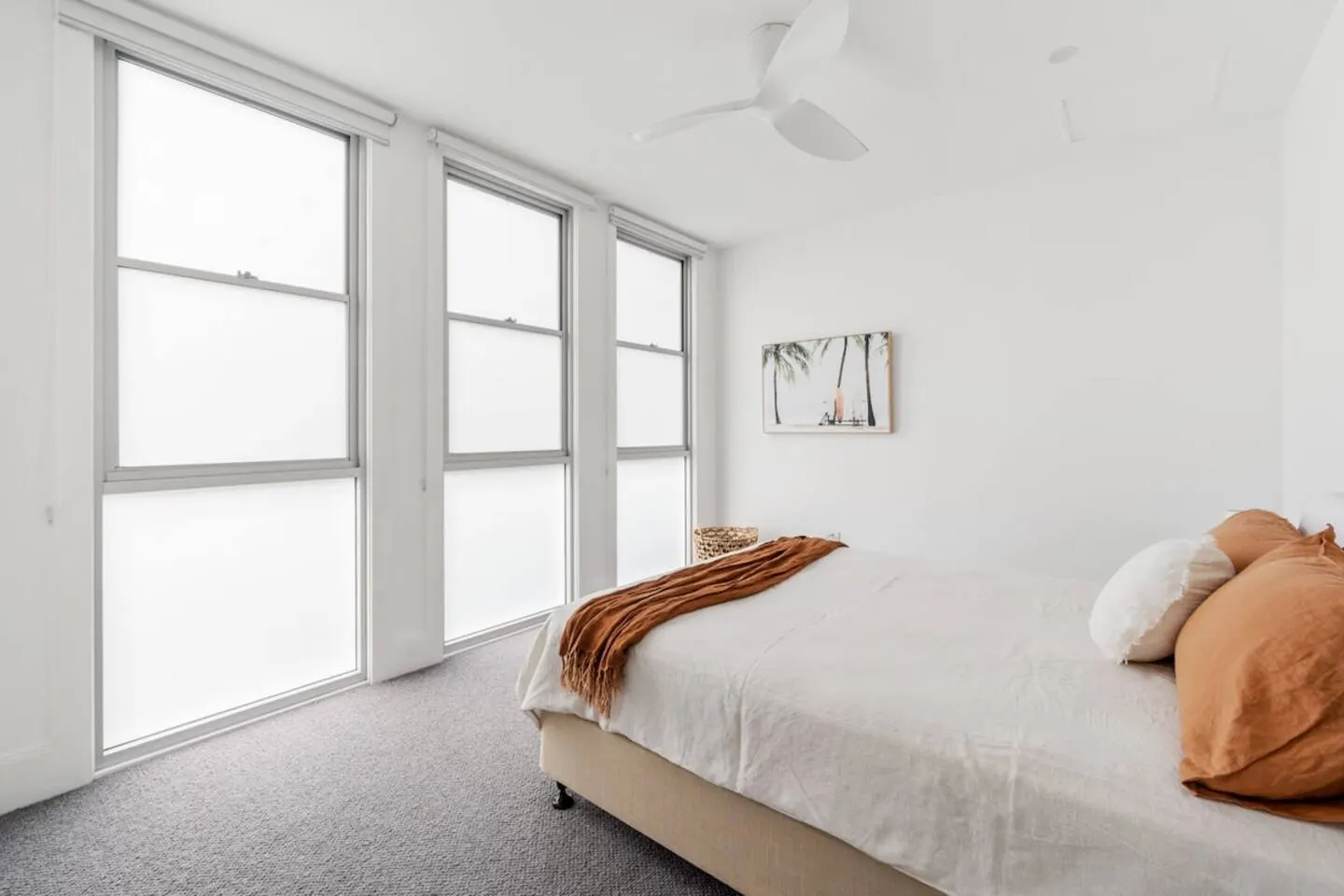 Industrial Luxe - Spacious - 2 Car - Local Eats 12