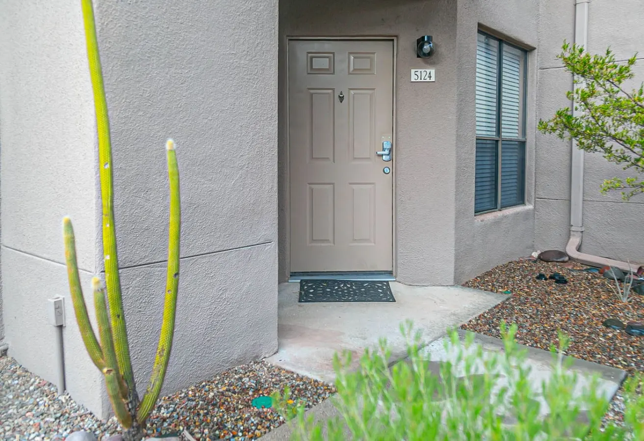 La Casa at Canyon View -Ventana 6