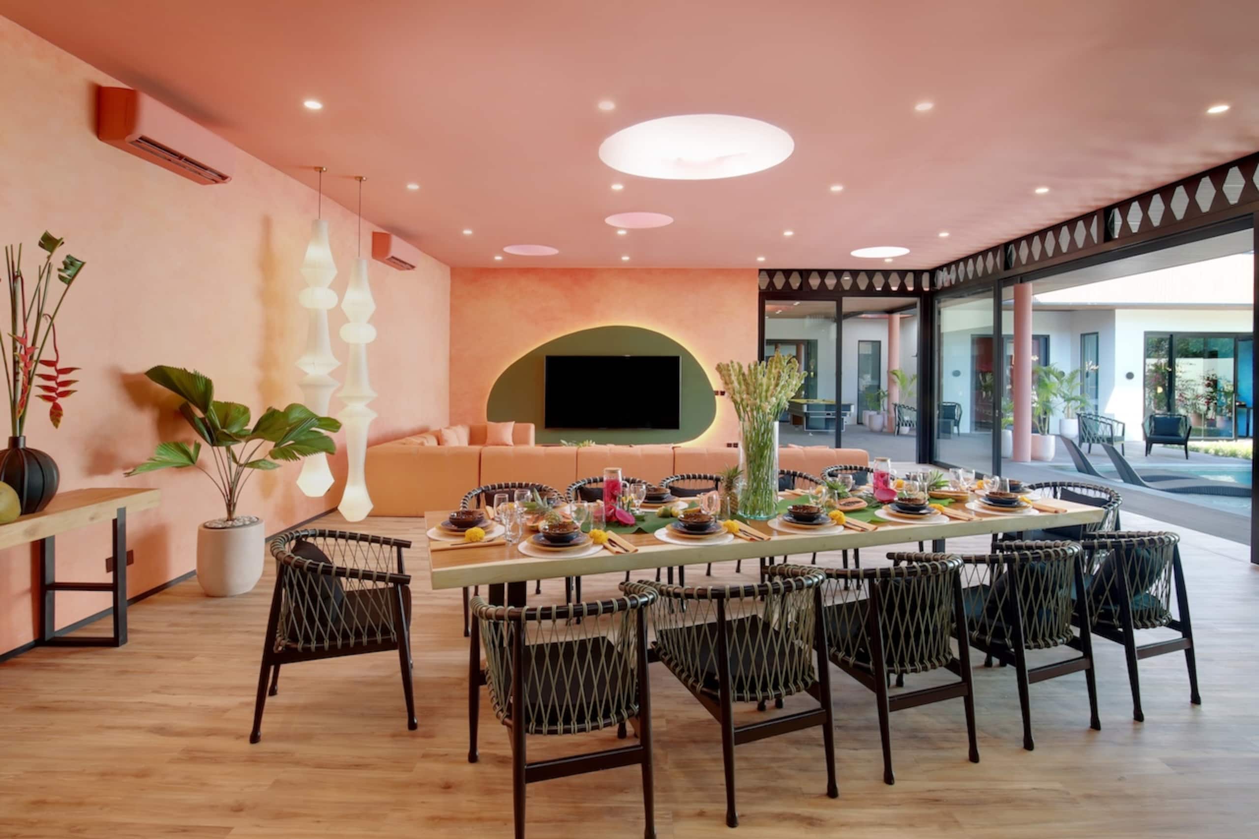 Canggu's Trendsetting Ultimate 7-Bed Beach Getaway 26