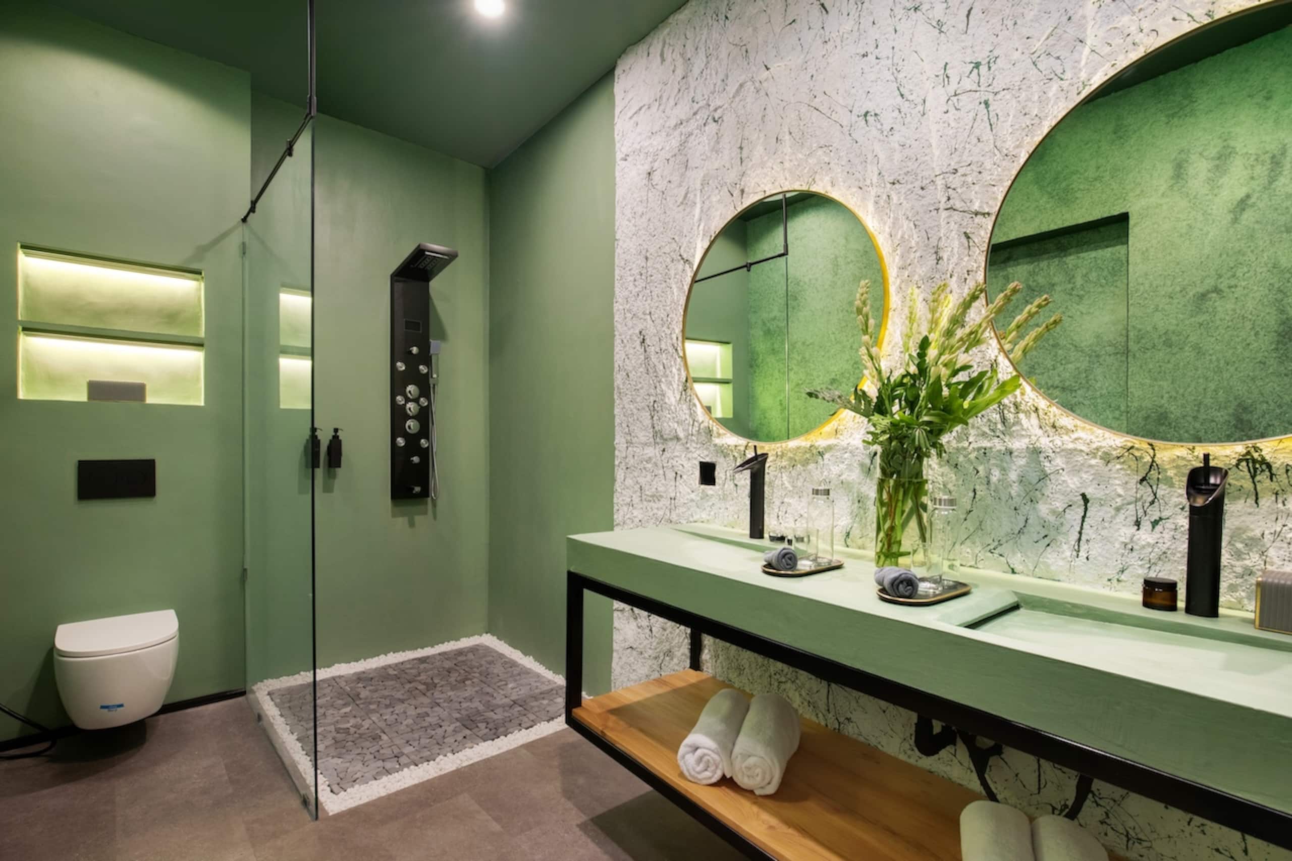 Canggu's Trendsetting Ultimate 7-Bed Beach Getaway 39