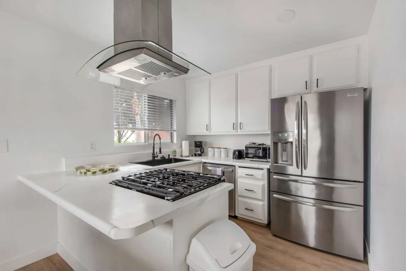 2Bd/1Bth Close To Shopping Theme Parks Eats! 10