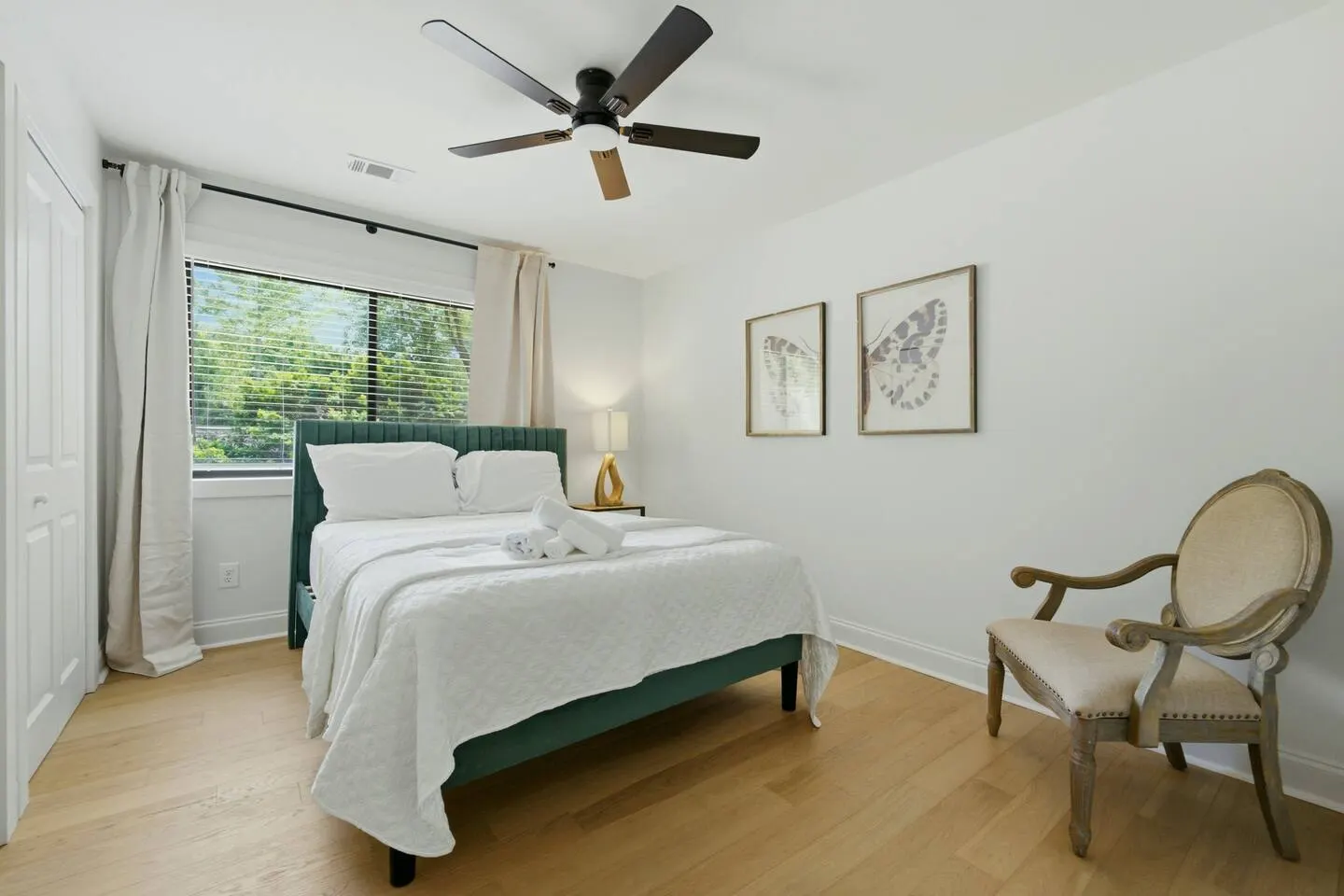 Spacious 5BR Home in East Roswell Park 9